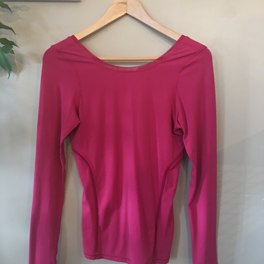Lululemon pink tone low rounded back